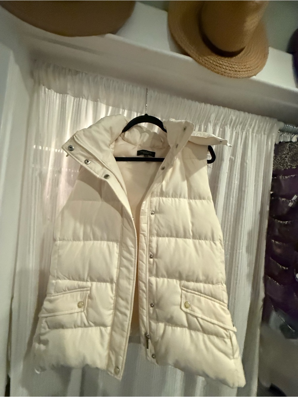 New Talbots Cream Quilted Hooded Puffer Vest with Faux-Fur Trim - Picture 3 of 7